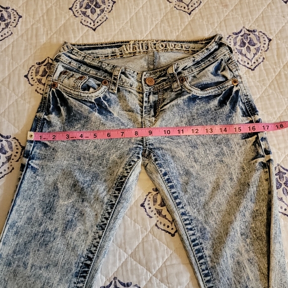 Wallflower Acid Wash Boot Cut Jeans Sz 0 - Picture 5 of 7